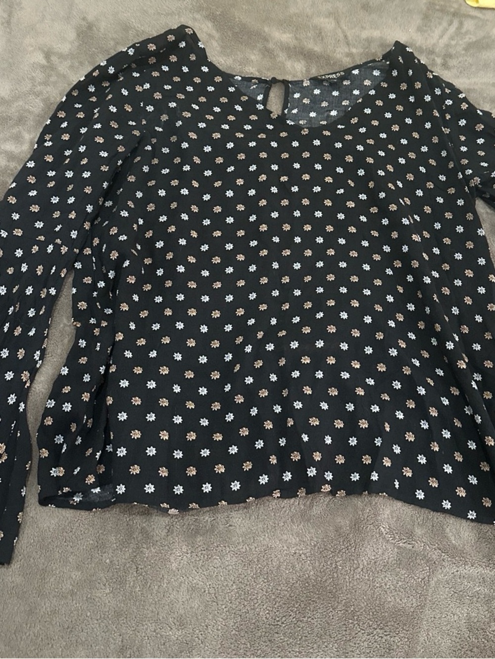 Express Black Floral Daisy Long-Sleeve Blouse